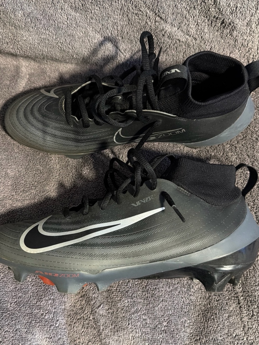 Nike Vapor 1 "Black/Dark Grey/Bright Crimson" Men's Football Cleat